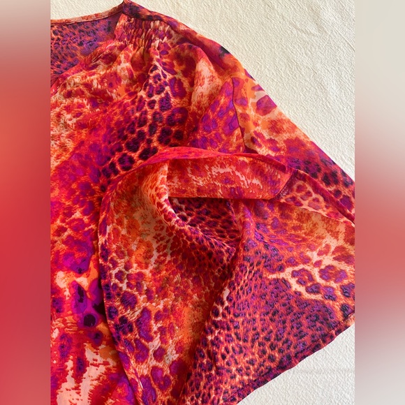 Epique Moi Size M Sheer Top Peplum Abstract Multicolor 100% Polyester V Neck - Picture 5 of 7